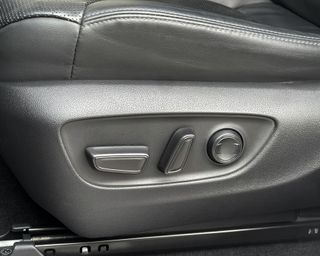 Toyota Land Cruiser 300 Diesel V6 3.3 2024