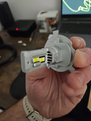 Bombillas H4 LED 12V Nuevas