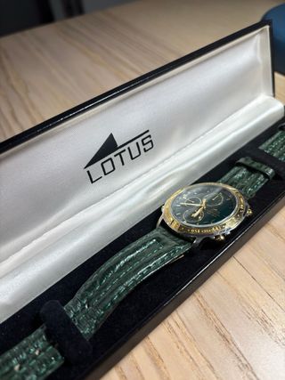 Reloj Lotus Cronógrafo Dorado y Verde
