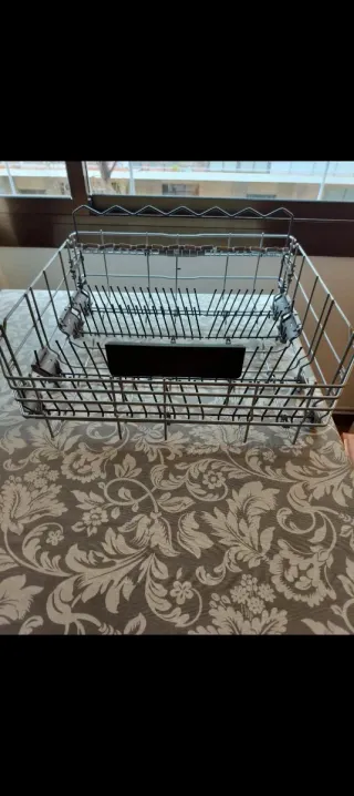 Bandeja inferior lavavajillas Balay, Incluye cesto