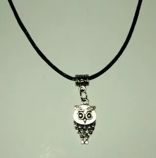 Conjunto collar y pendientes búho