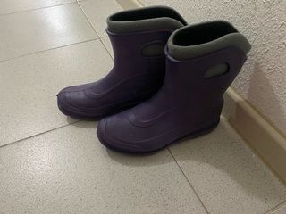 Botas de agua/nieve moradas talla 40