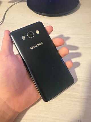 Samsung Galaxy J7 Negro
