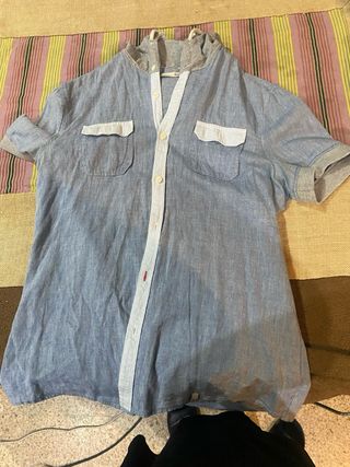 Camisa a cuadros, azul  y  vaquera y gris