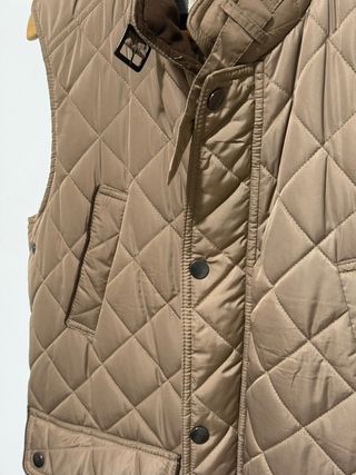 Chaleco acolchado cuadros