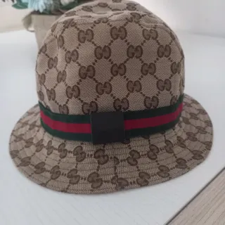 Berretto Gucci GG Canvas con fascia