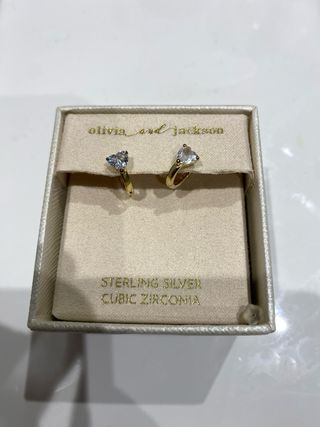 Pendientes infantiles corazón circonita plata