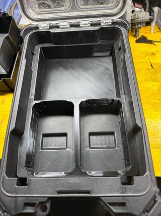 Inserto 3d Milwaukee M18 Baterías y Cargador