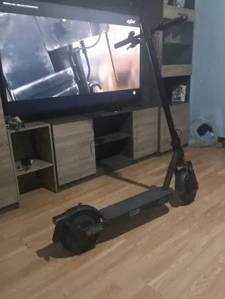 Patinete Eléctrico Xiaomi Mi Scooter Elite