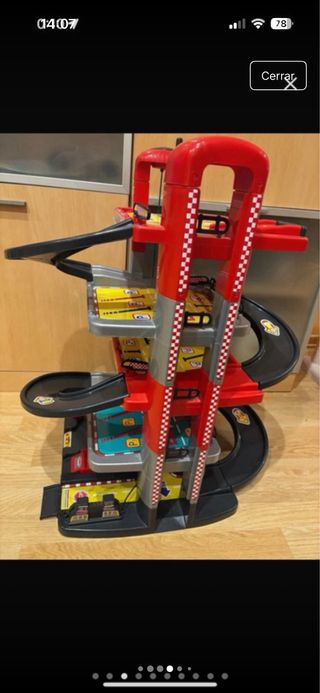 Parking de juguete