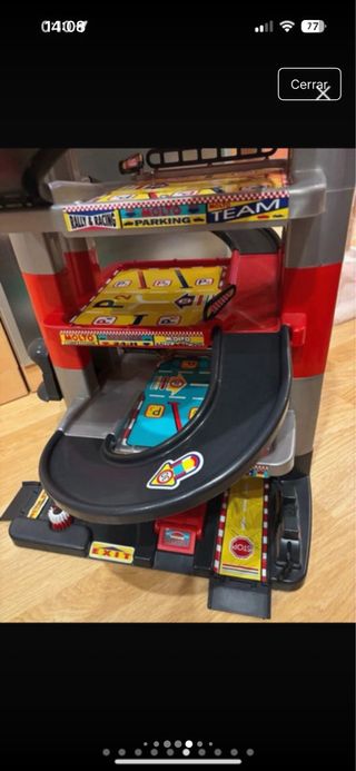 Parking de juguete