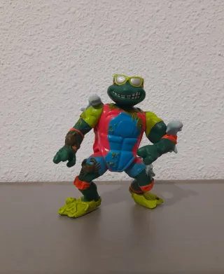 Lote Tortugas Ninja Figuras y PEZ