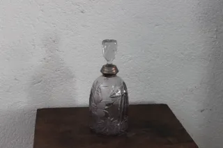 Contenitore per liquori in cristallo intagliato