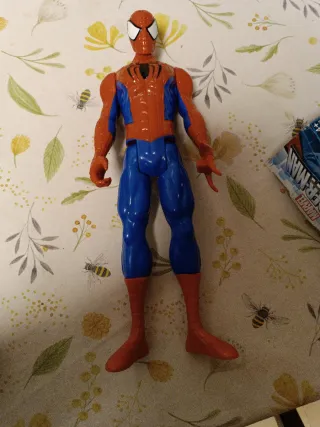 Muñeco Spiderman Titan Hero Series