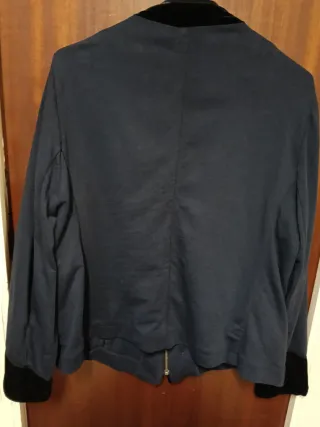 Chaqueta Violeta Militar Negra y Azul