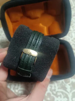 Reloj Guess Dorado y Verde