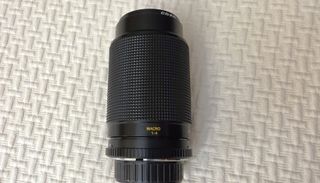 Cámara Yashica FX-3 Super 2000 con flash