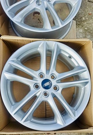 LLANTAS FORD 17