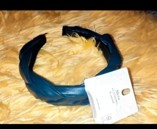 Diadema trenzada verde oscuro