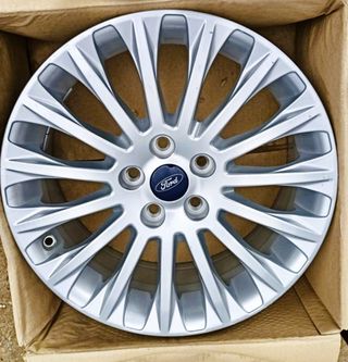 LLANTA FORD FOCUS 17"