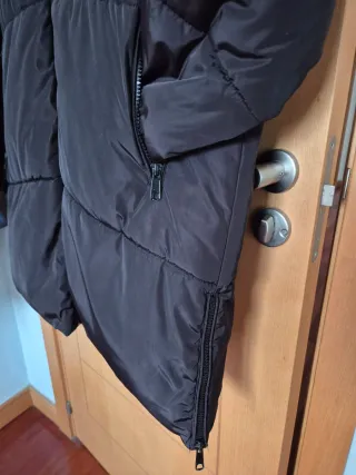 Abrigo plumífero acolchado mujer negro