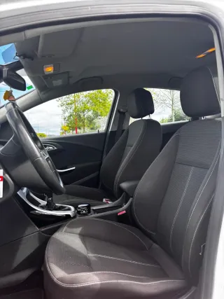 Opel Astra 1.7 CDTI 110 CV – Muy buen estado