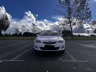 Opel Astra 1.7 CDTI 110 CV – Muy buen estado