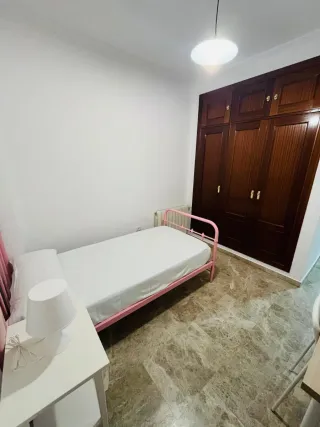 SE ALQUILA PISO EN JARDINES DEL GUADIANA