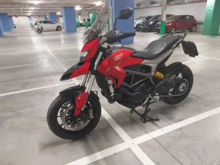 Ducati Hyperstrada 821 2013