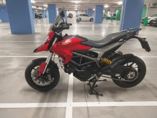 Ducati Hyperstrada 821 2013