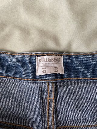 Jeans corti uomo Pull&Bear strappati taglia 42