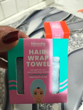 2.Turbante per capelli Blossity