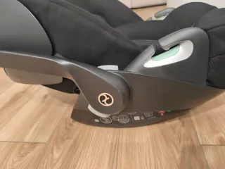 Cybex Cloud T i-Size Platinum Reclinable