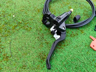 FRENO TRASERO SHIMANO CUES U8000