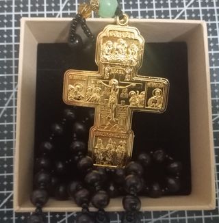 CRUZ ORTODOXA DORADA CON COLLAR 7,5×5CM + ESTUCHE
