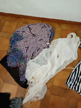 Lote Ropa Talla S/M: Vestidos, Faldas, Petos