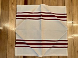 OPOR.. SIN ESTRENAR.28€ BONITA MANTELERÍA.