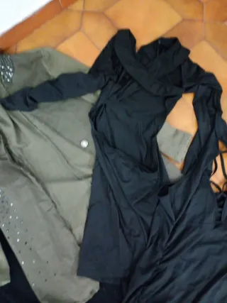 Lote Ropa Talla S/M Vestidos y Faldas