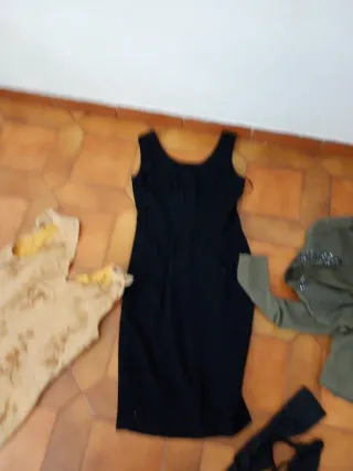 Lote Ropa Talla S/M Vestidos y Faldas