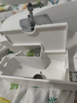 Máquina de coser Singer M1505