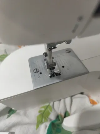 Máquina de coser Singer M1505