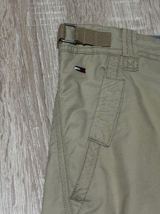 Pantalón cargo beige Tommy Hilfiger