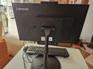 Lenovo Todo en 1 Negro