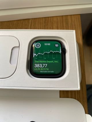 Apple Watch Series 8