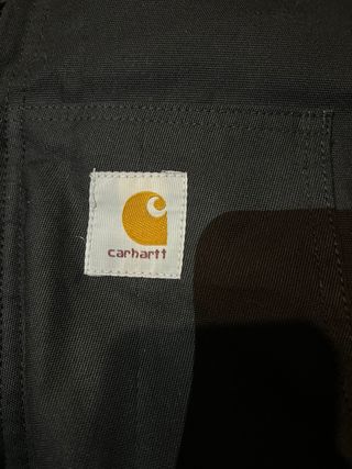 Casaco Carhartt Preto com Capuz