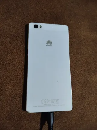 Lote 4 Móviles Apple y Huawei. Manitas o piezas.