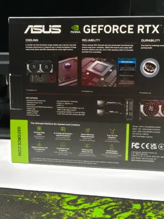 GeForce RTX 5070 SIN ABRIR