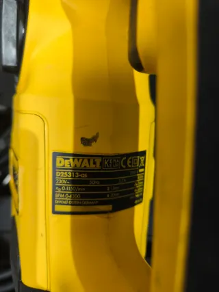 Dewalt Martillo Demoledor con Maletín