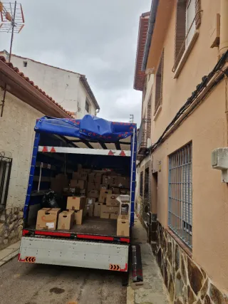 Transportes y Mudanzas - Portes y Montaje