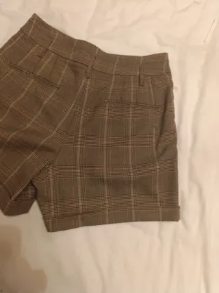 Pantalón corto cuadros mujer